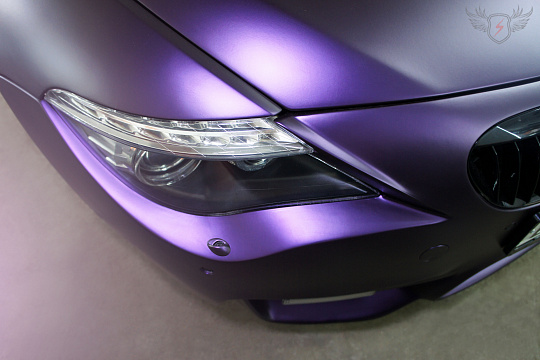 BMW 6er Purple-Black