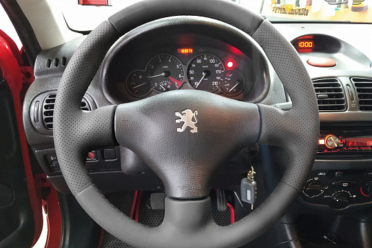 Peugeot 206 перетяжка руля и КПП
