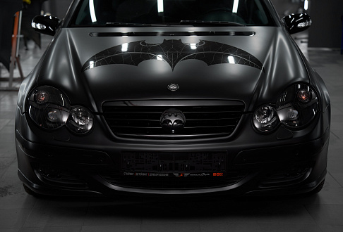 Mercedes C-class Batman