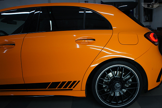 Mercedes-Benz A35 AMG Orange